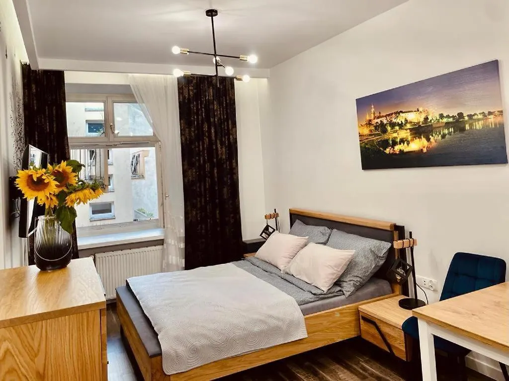 Mariacki Apartment By Vsi Krakow Poland