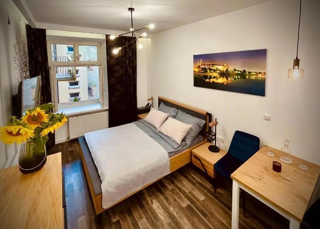 Mariacki Apartment By Vsi Krakow