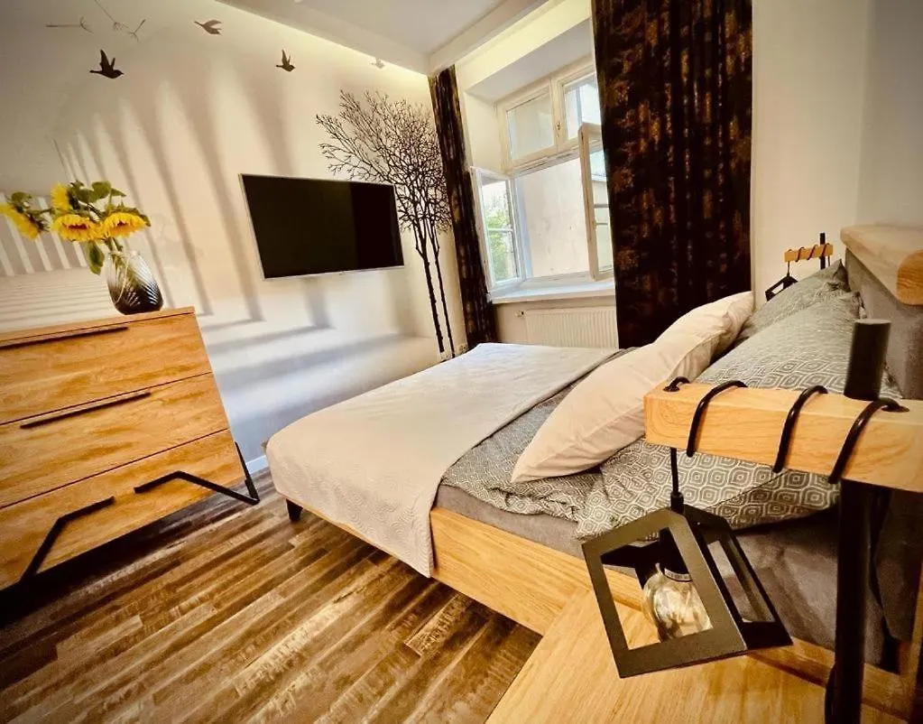 Mariacki Apartment By Vsi Krakow